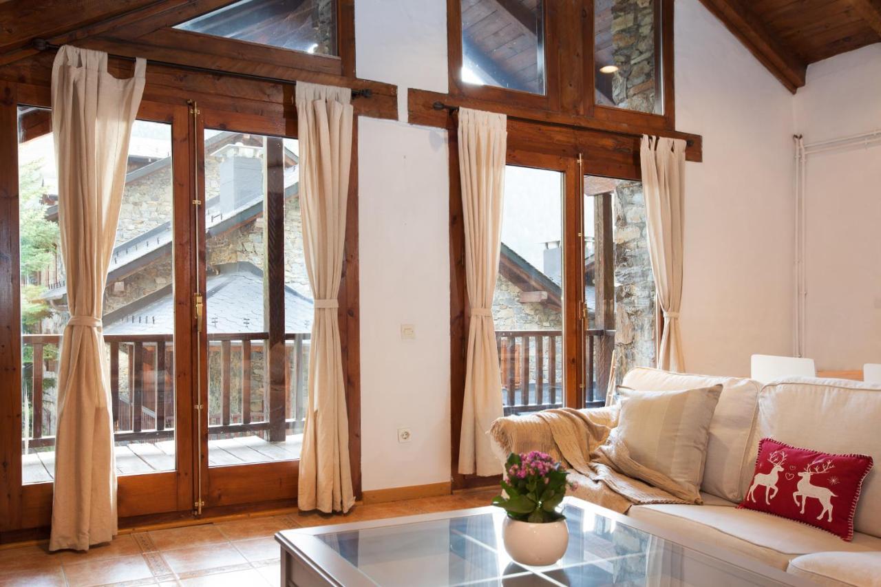 Tarter Chalets Apartaments เอลตาร์แตร์ ภายนอก รูปภาพ