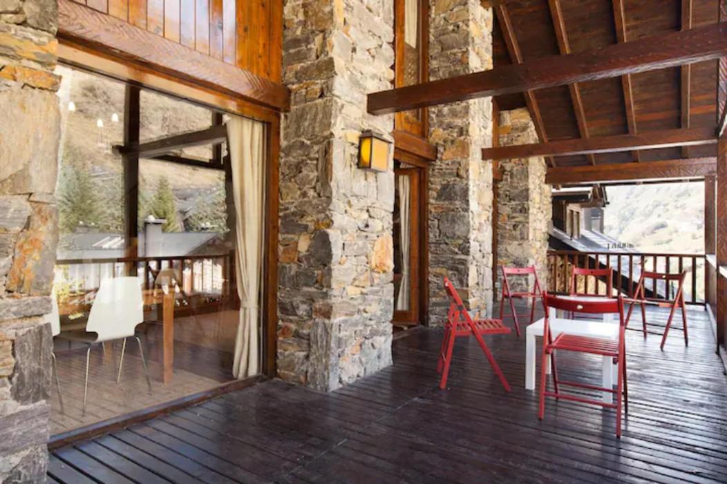 Tarter Chalets Apartaments เอลตาร์แตร์ ภายนอก รูปภาพ