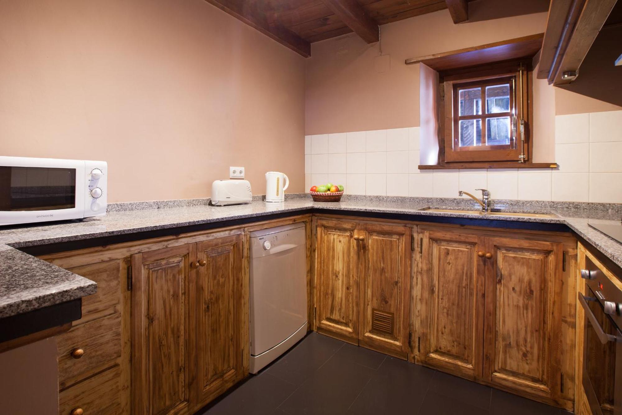Tarter Chalets Apartaments เอลตาร์แตร์ ภายนอก รูปภาพ