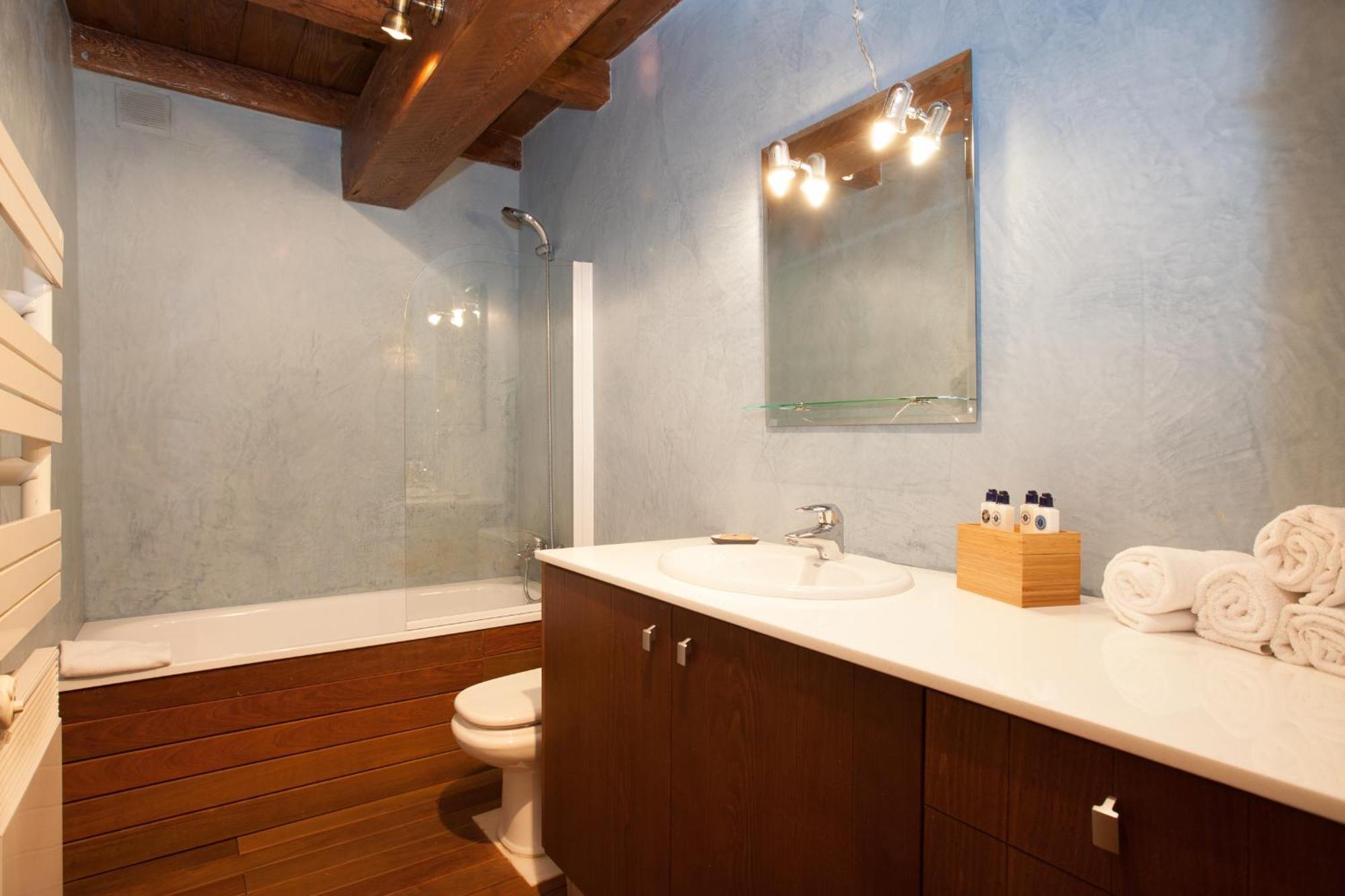 Tarter Chalets Apartaments เอลตาร์แตร์ ภายนอก รูปภาพ