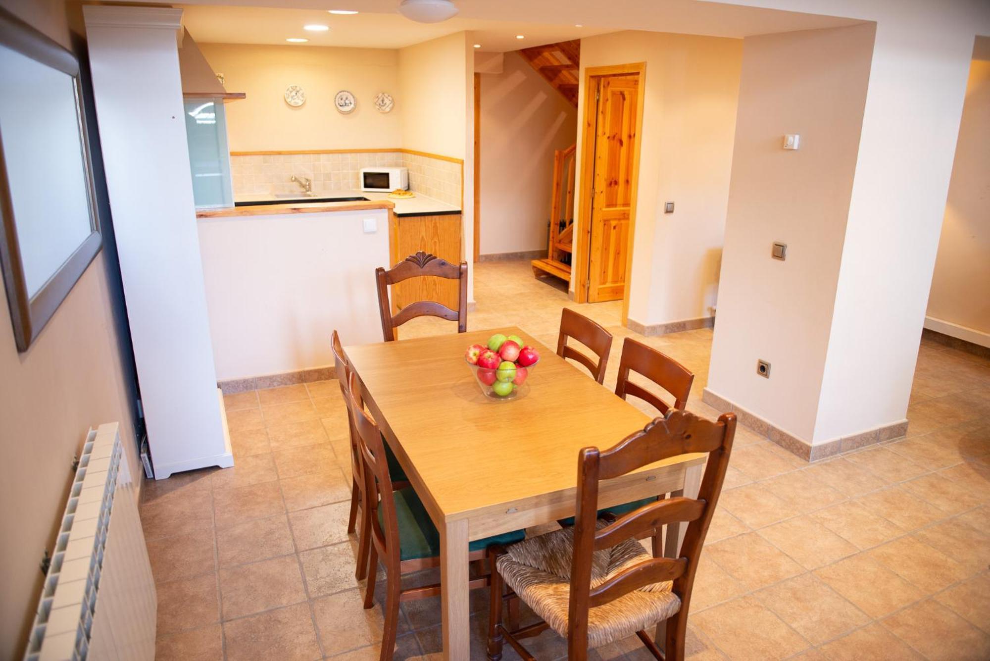 Tarter Chalets Apartaments เอลตาร์แตร์ ภายนอก รูปภาพ